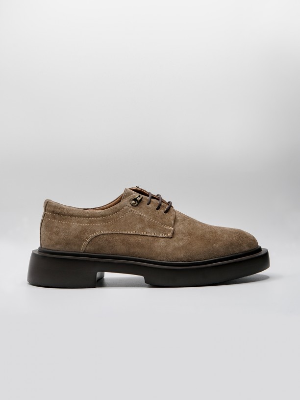 Suede leather shoes lightweight sole