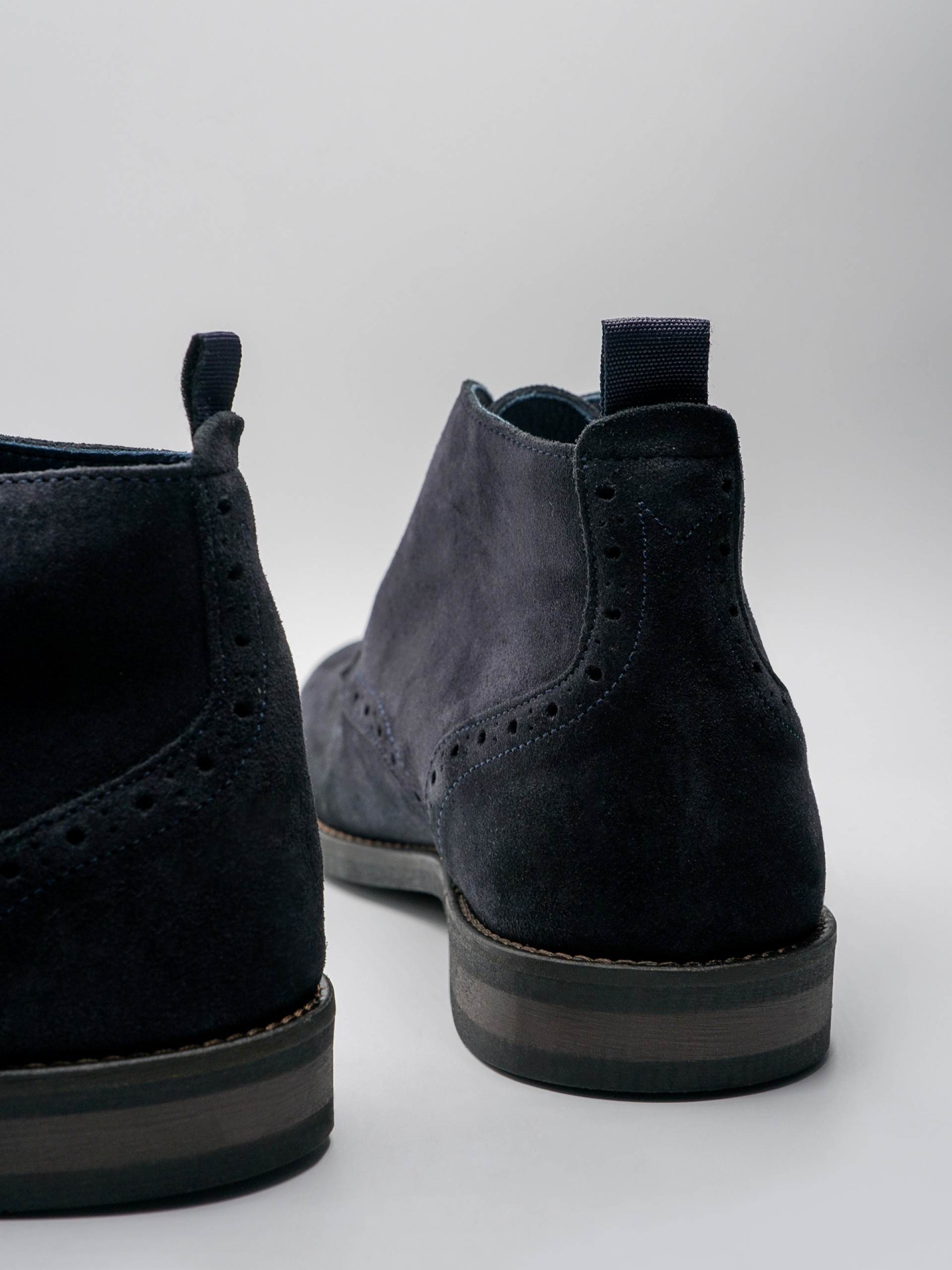 Botin de piel serraje