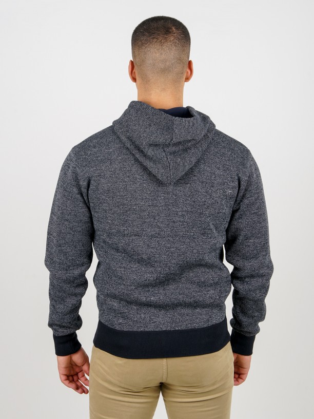 Hooded sweatshirt with thick knit