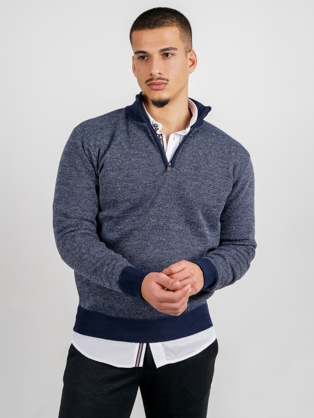 Thick knit sweater with half zip closure