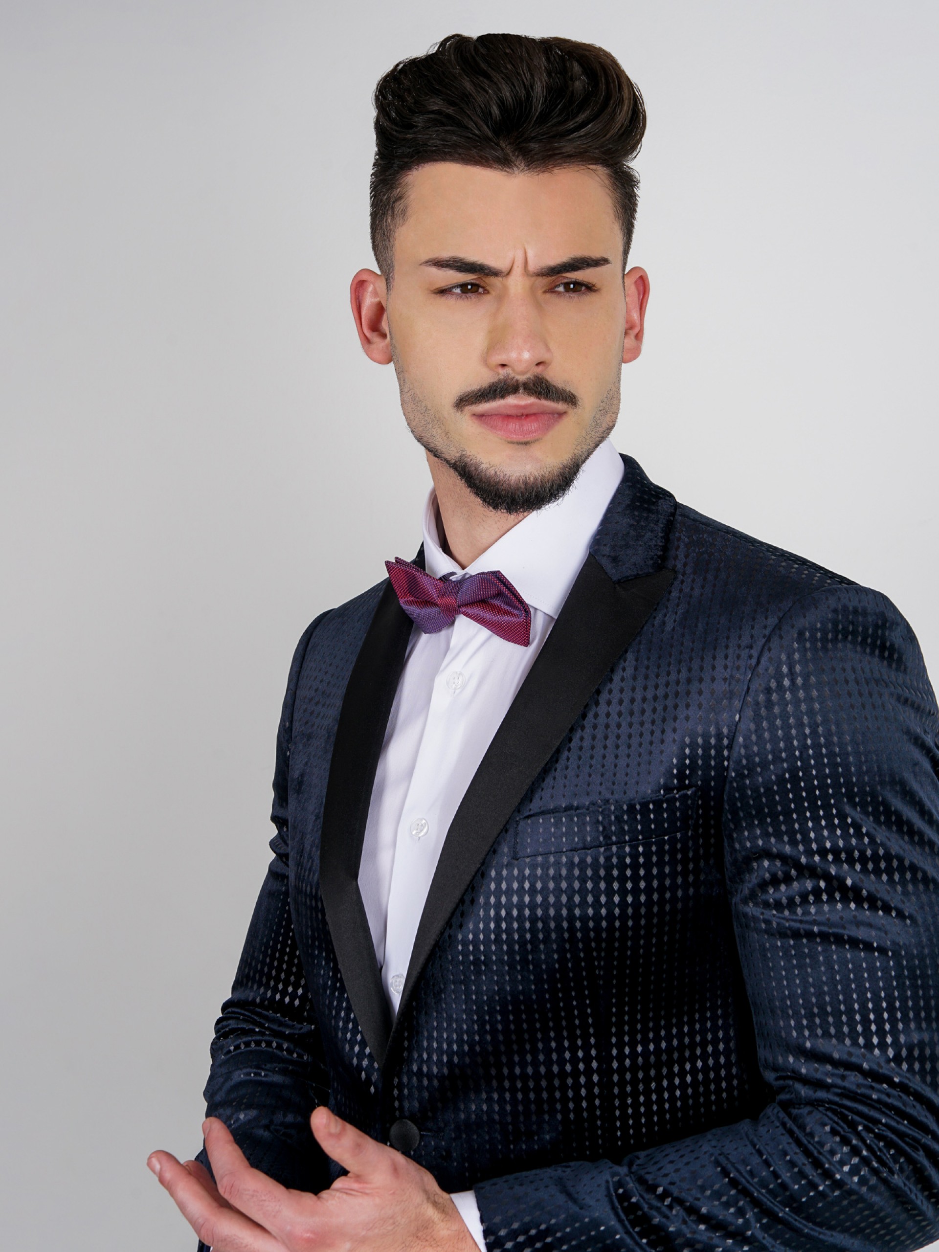 Blazer de veludo slim fit com padrão