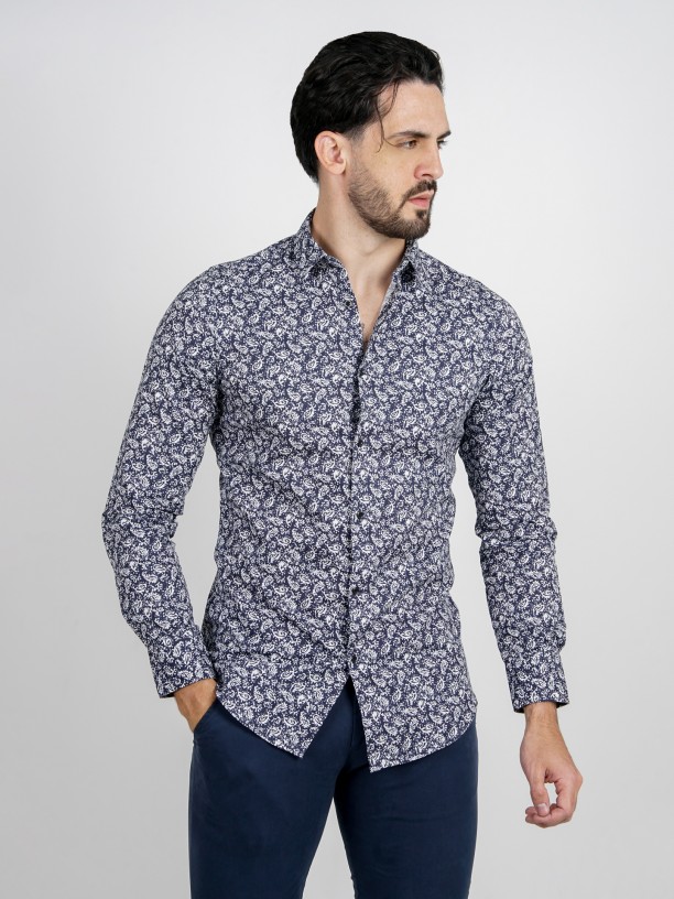Cotton shirt with leaf pattern