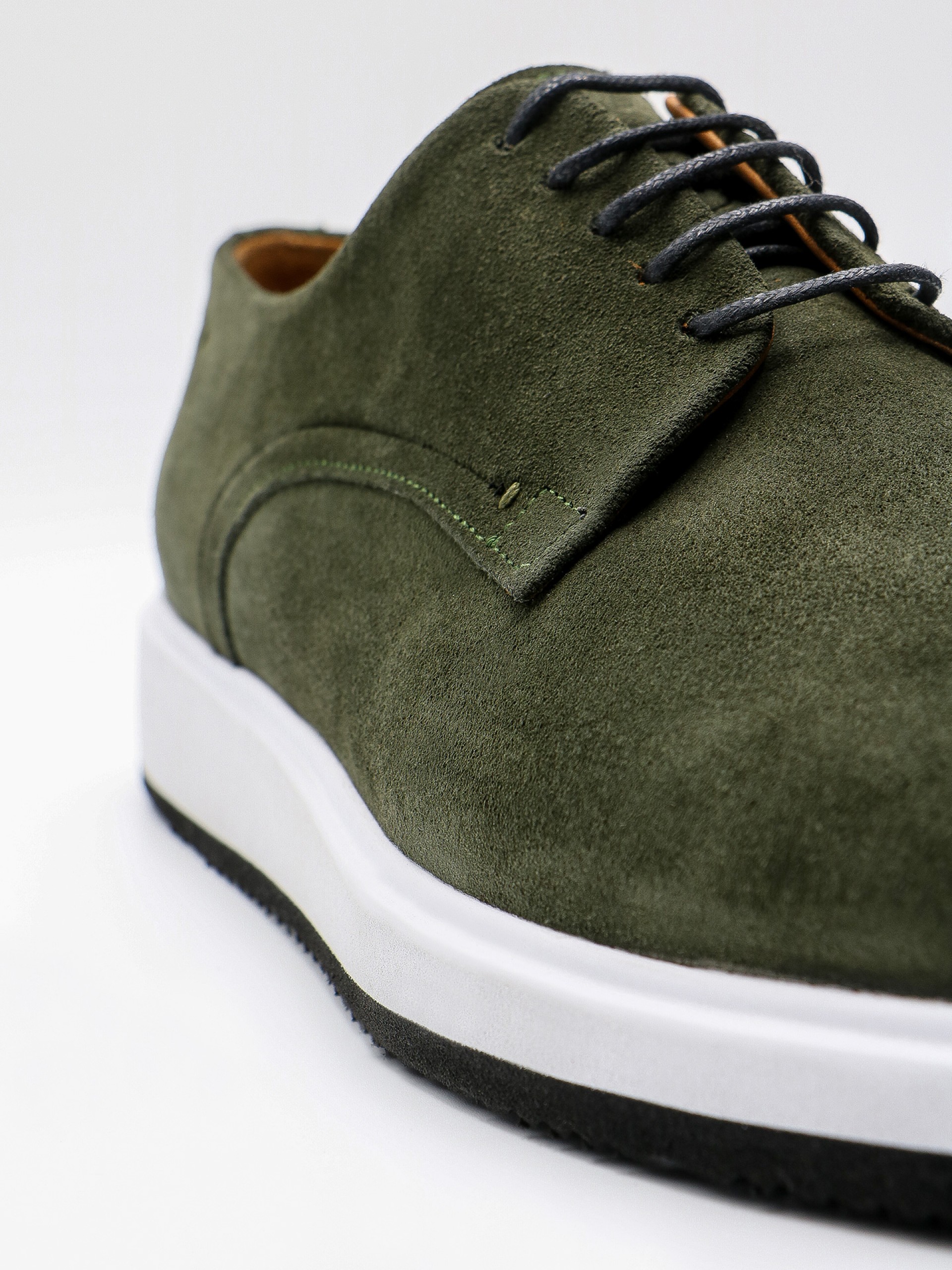 Suede leather casual shoes