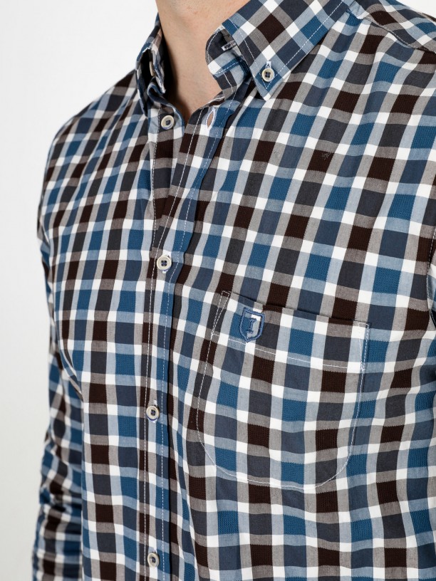 Camisa padrão xadrez com bolso Camisa padrão xadrez com bolso