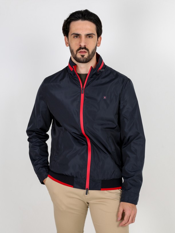 Lightweight technical jacket with contrasting lining