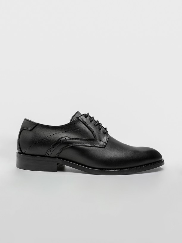 Elegant brushed leather shoes
