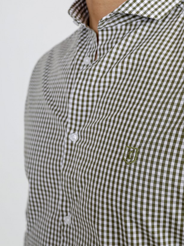 Italian collar plaid pattern shirt