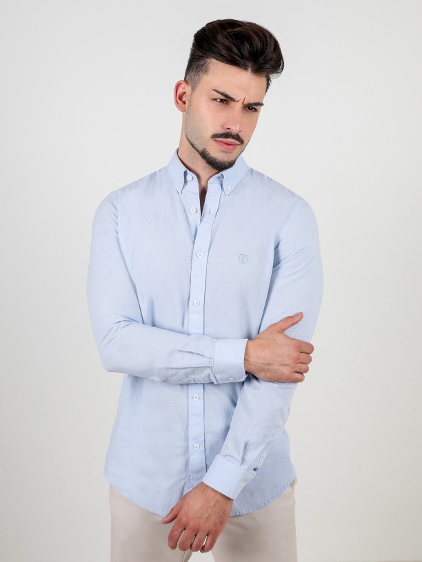 Camisa lisa de algodo e linho