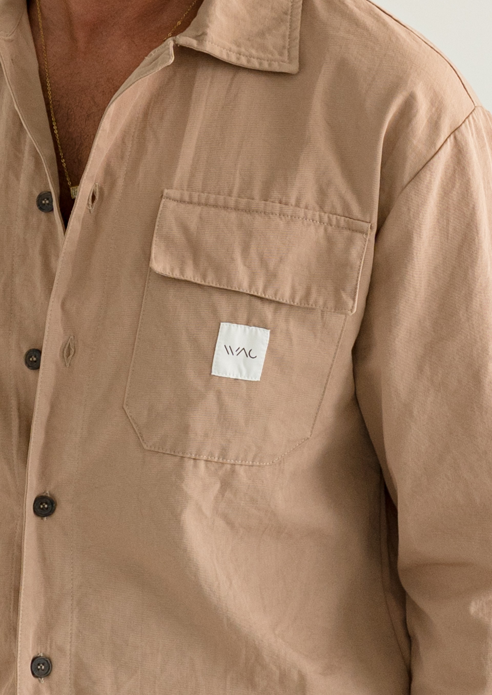 Oversize shirt with bags wac