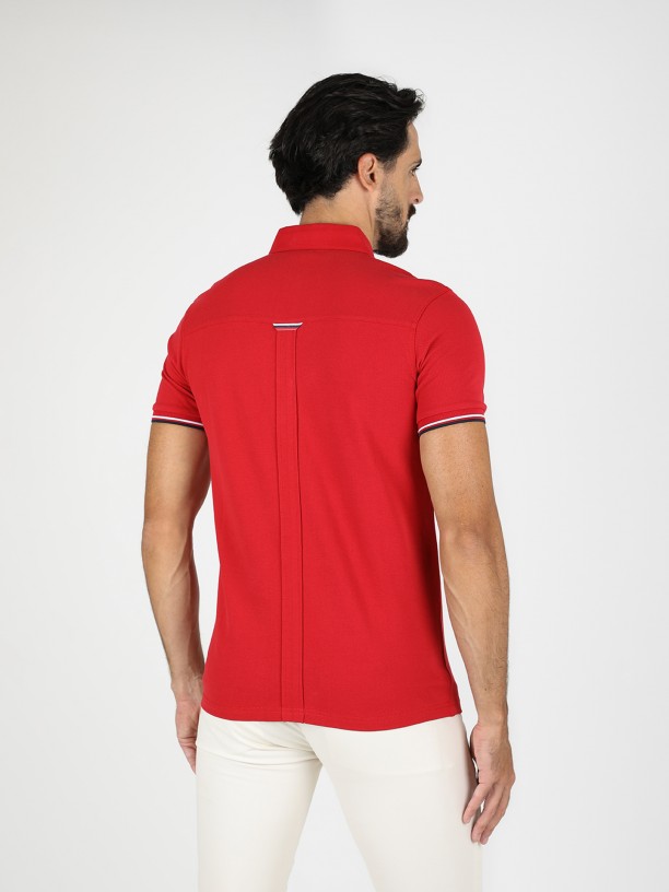 Polo bsico piqu de 100% algodo