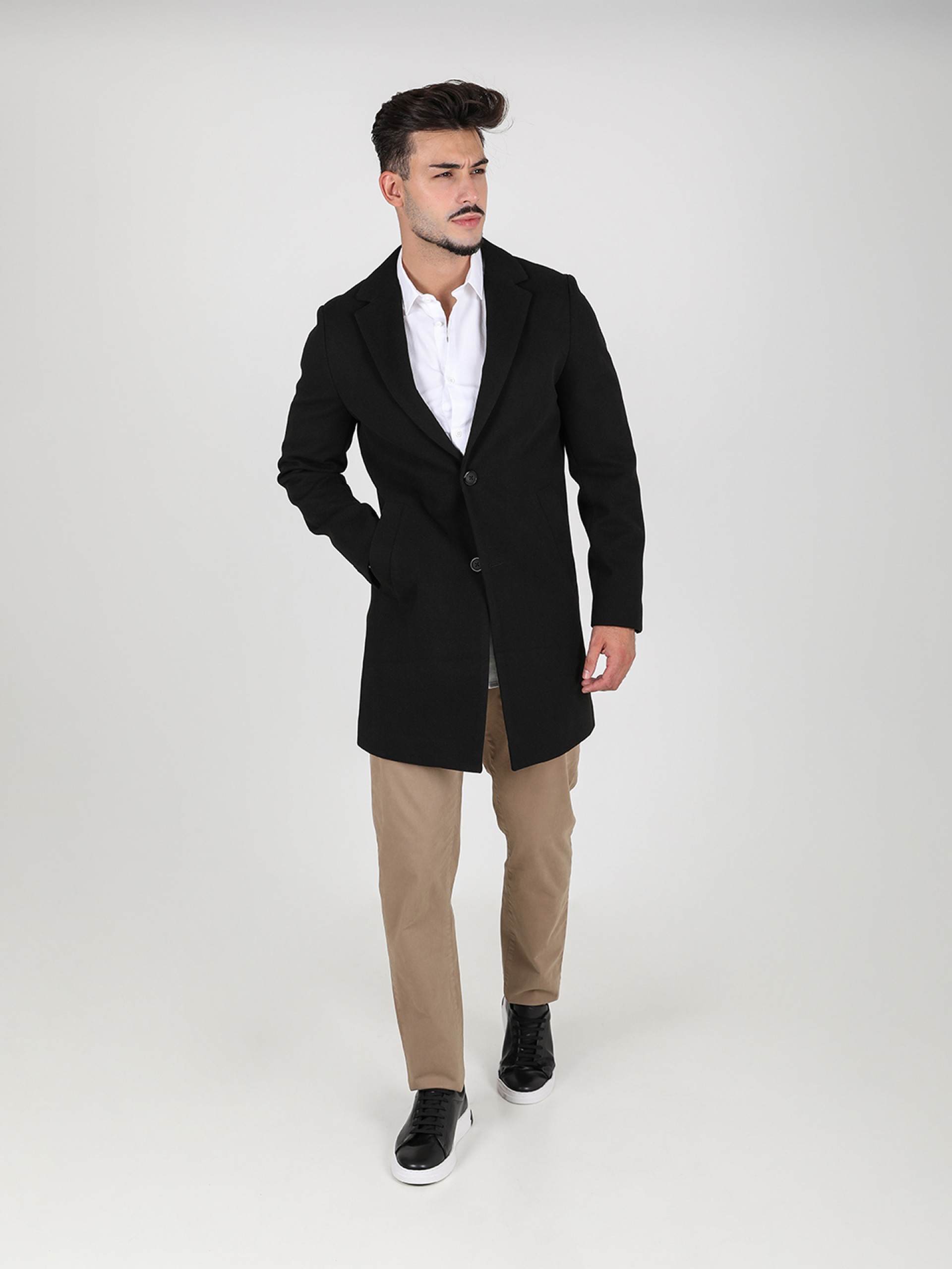 Abrigo clásico regular fit