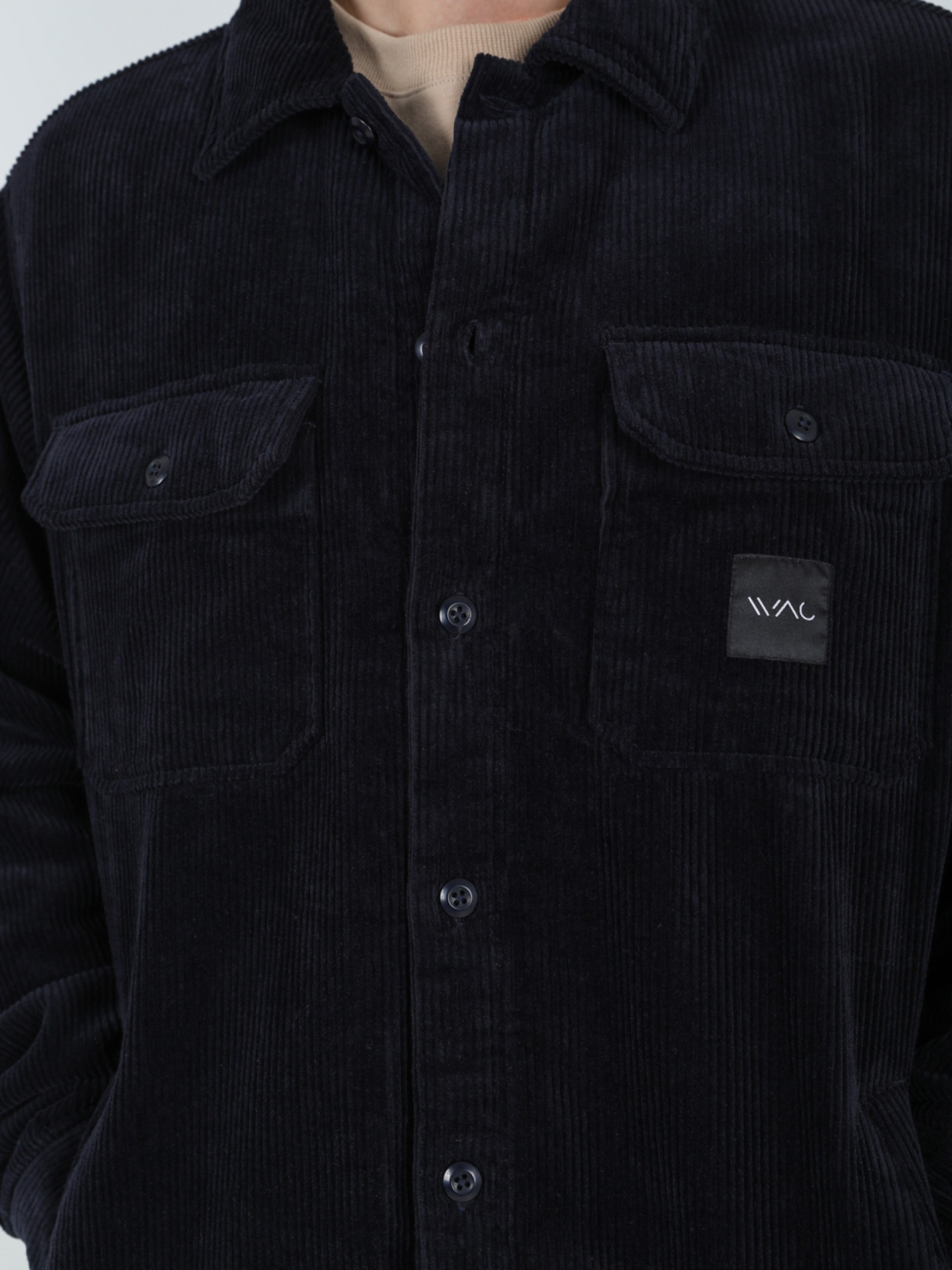 Camisa oversize de pana con bolsillos WAC