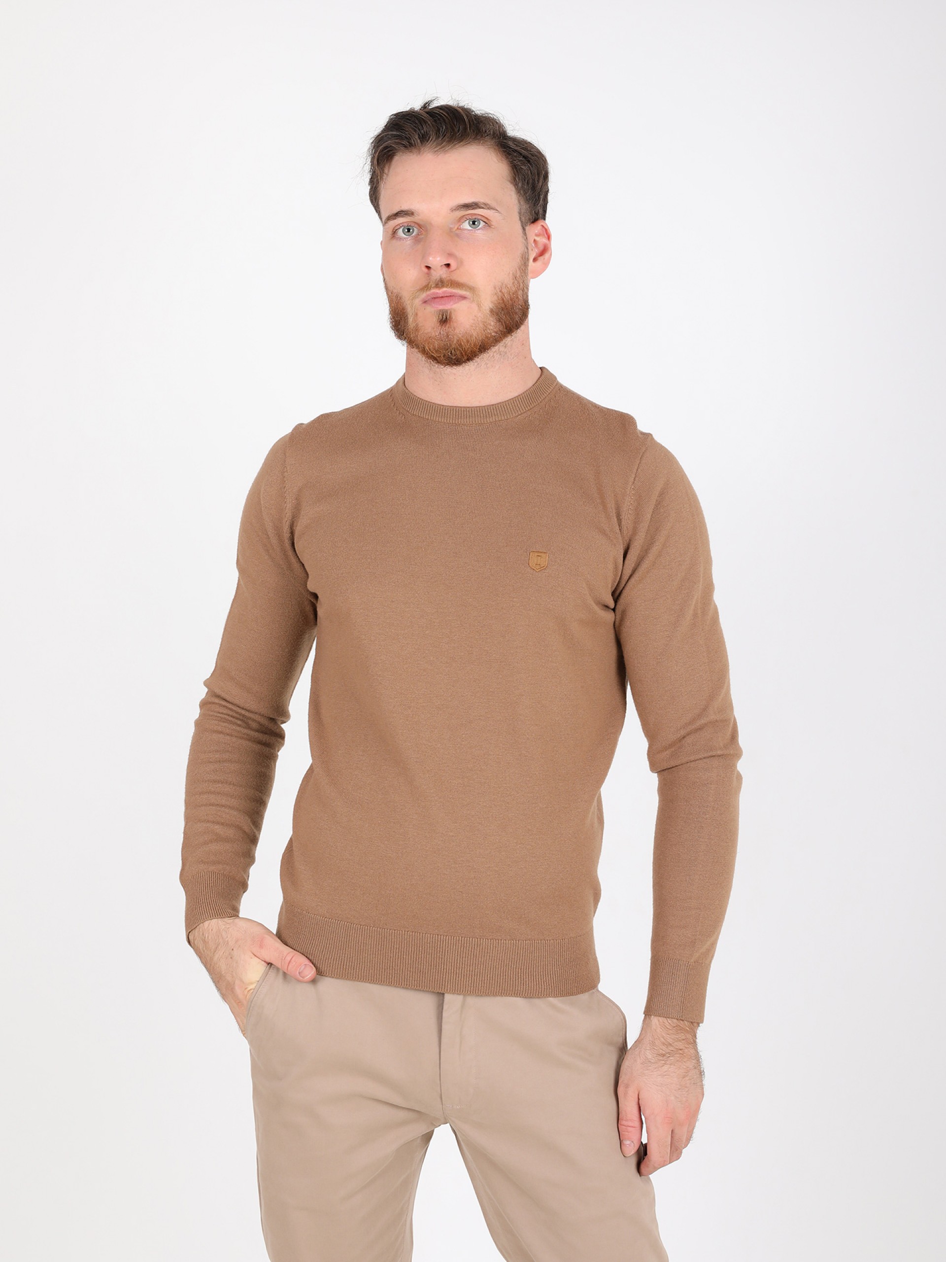 Camisola de malha gola redonda