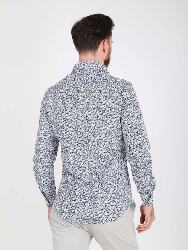 Slim fit flowery pattern shirt
