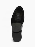 Varnish leather elegant shoes