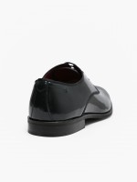 Varnish leather elegant shoes