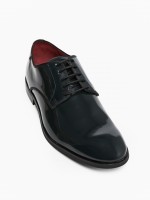 Varnish leather elegant shoes