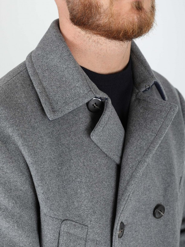 Double-breasted overcoat