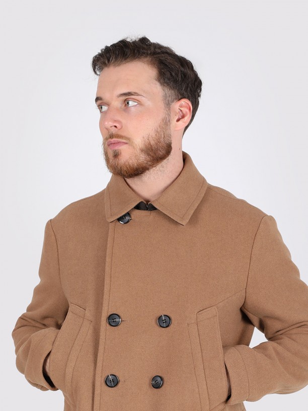 Double-breasted overcoat