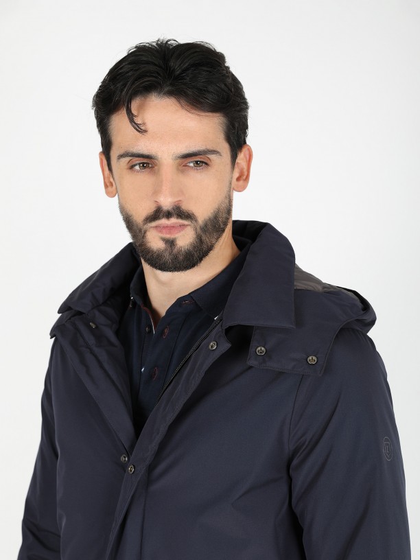 Parka tcnica com capuz