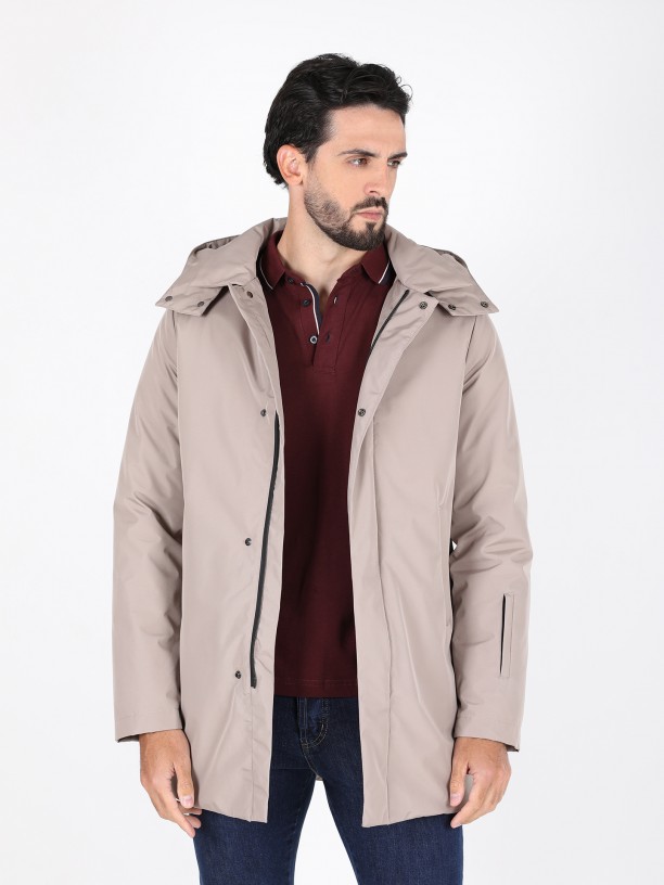 Parka tcnica com capuz
