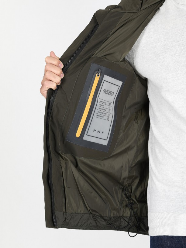 Anorak tcnico smart con capucha