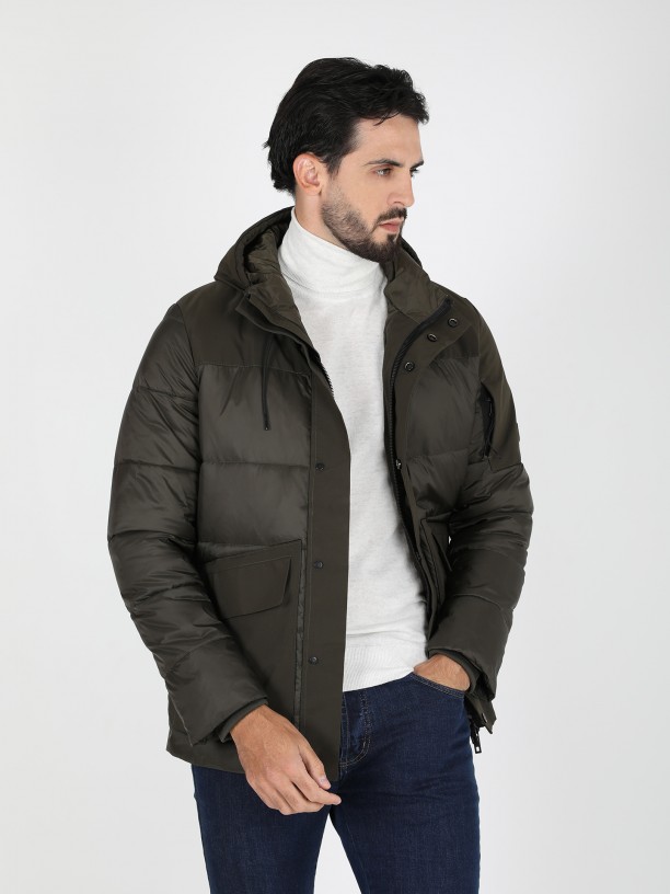 Anorak tcnico smart con capucha