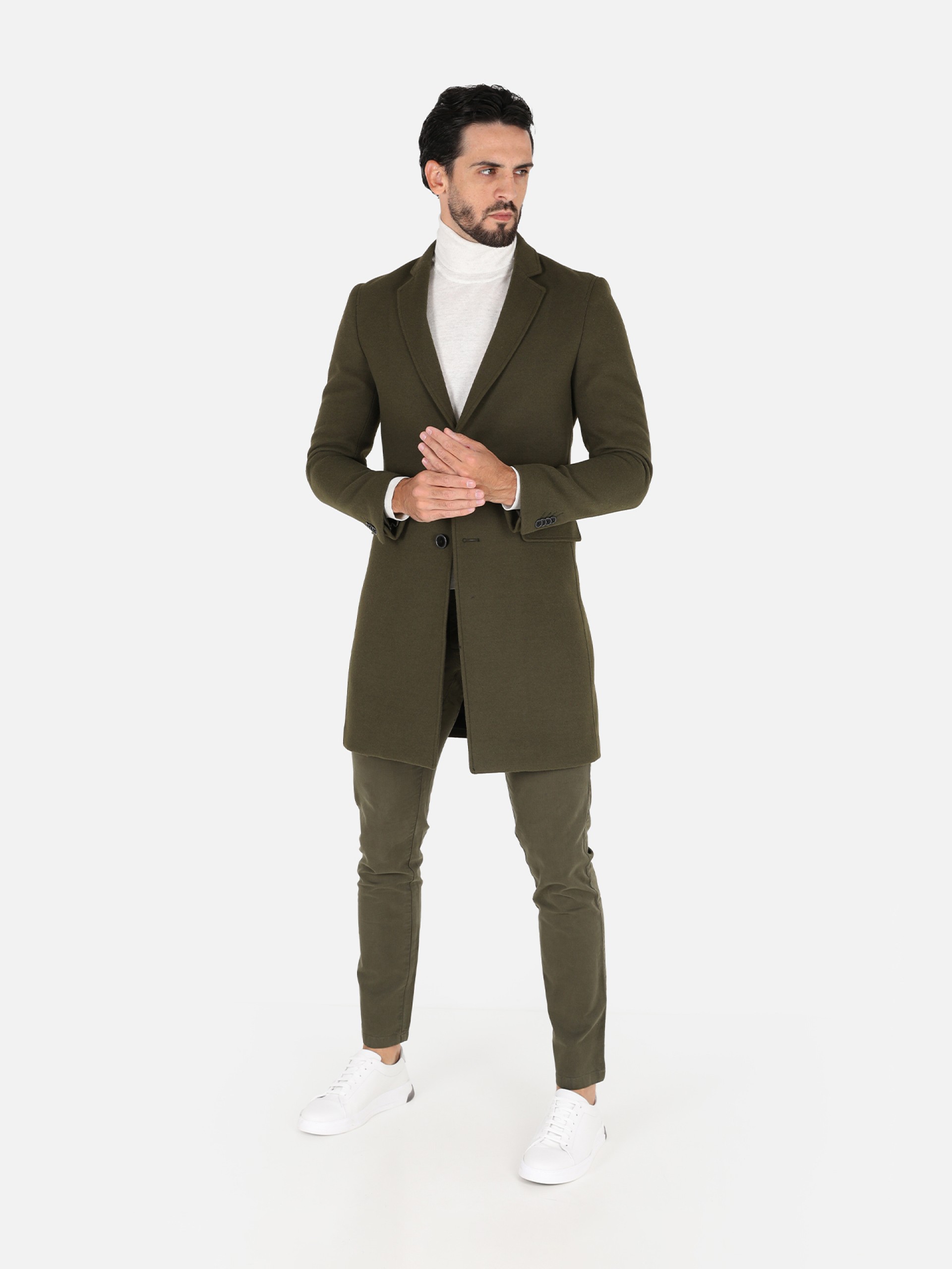 Sobretudo slim fit lapela clássica