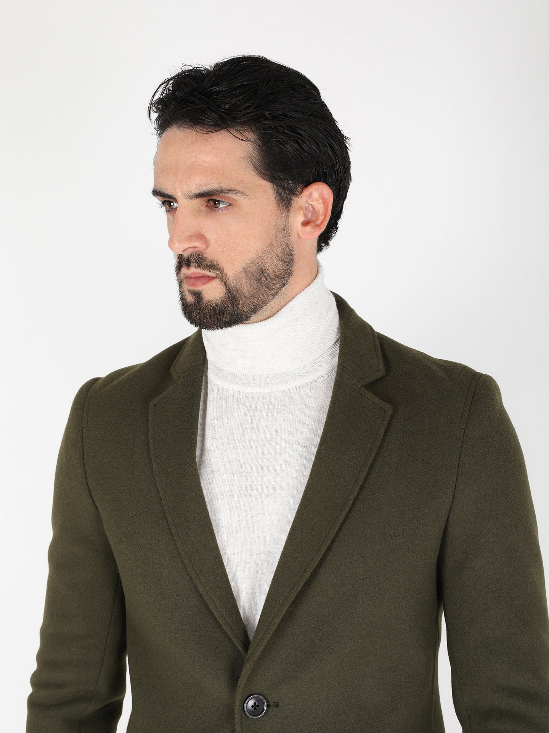 Sobretudo slim fit lapela clássica