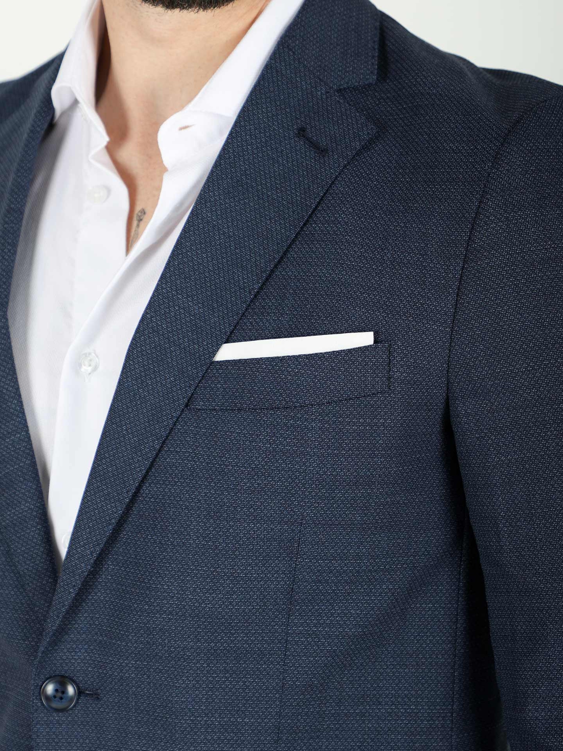 Regular fit micro pattern suit