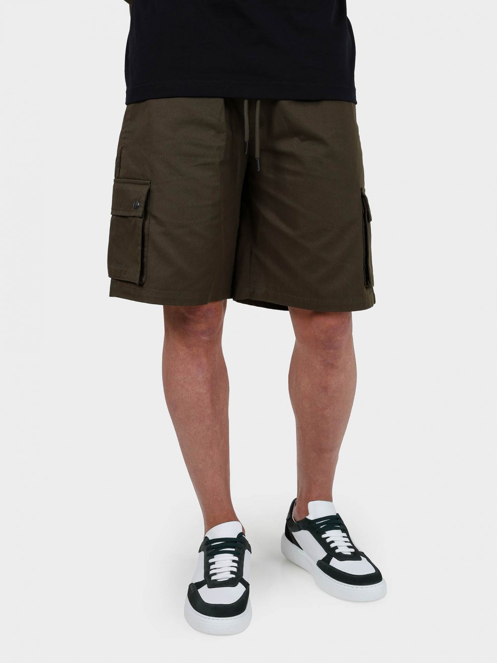 Cargo jogger shorts WAC