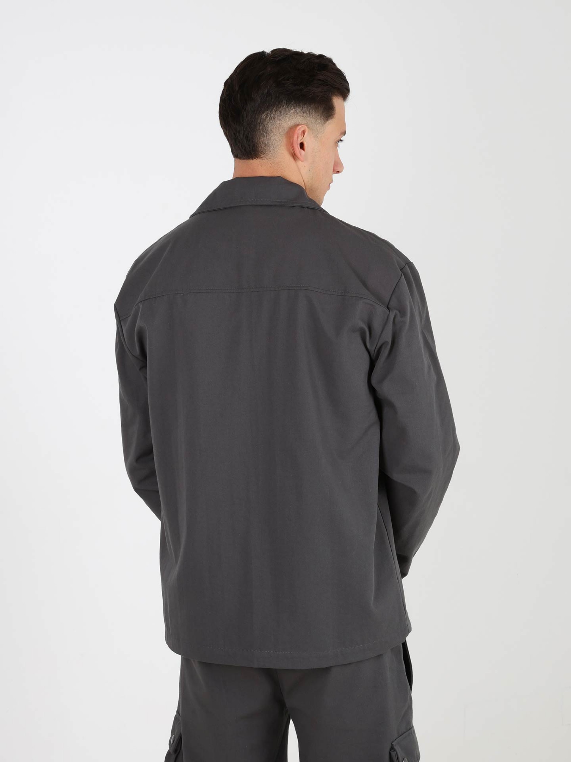 Oversize shirt with bags