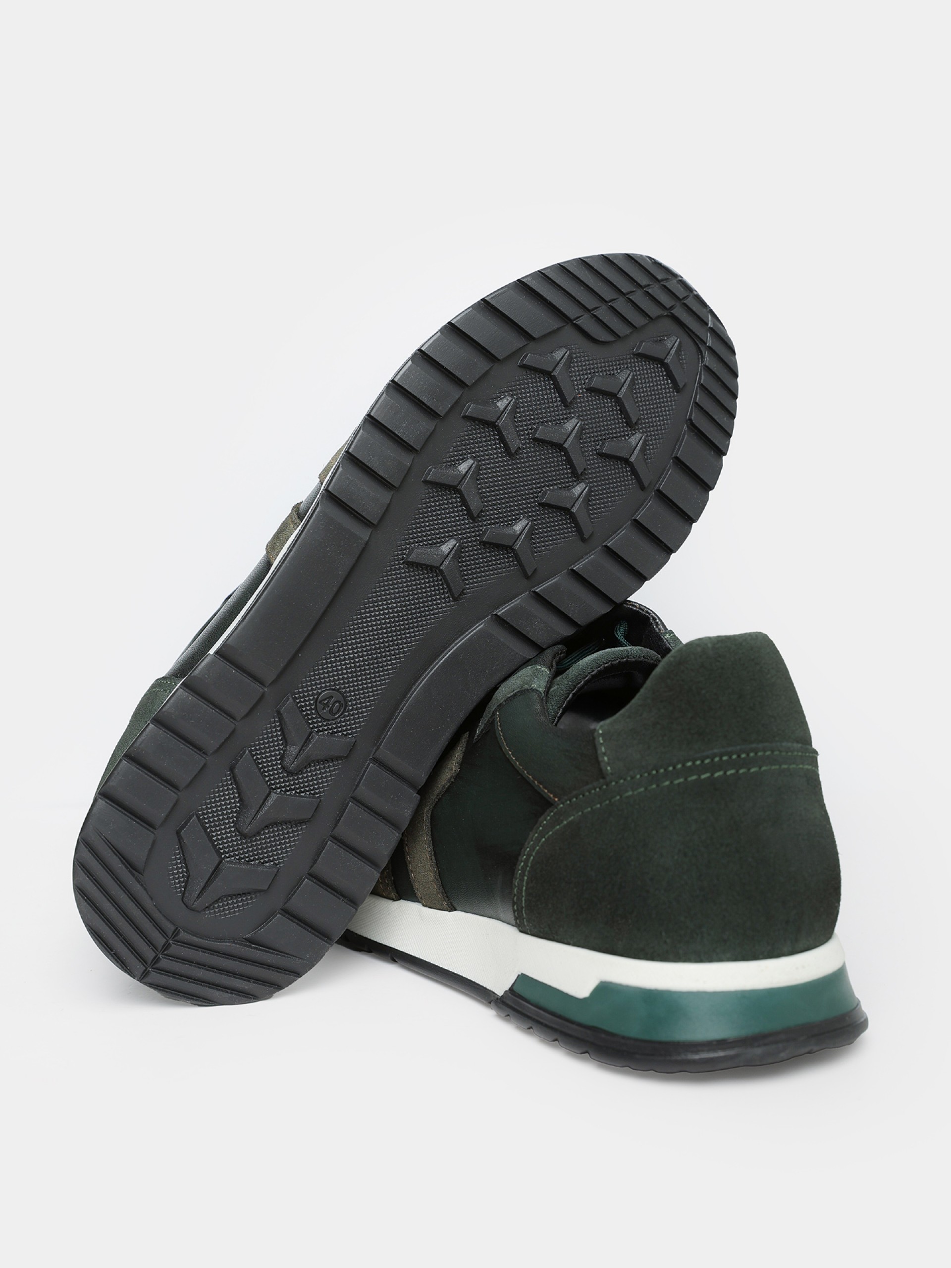 Deportivo de piel combinada