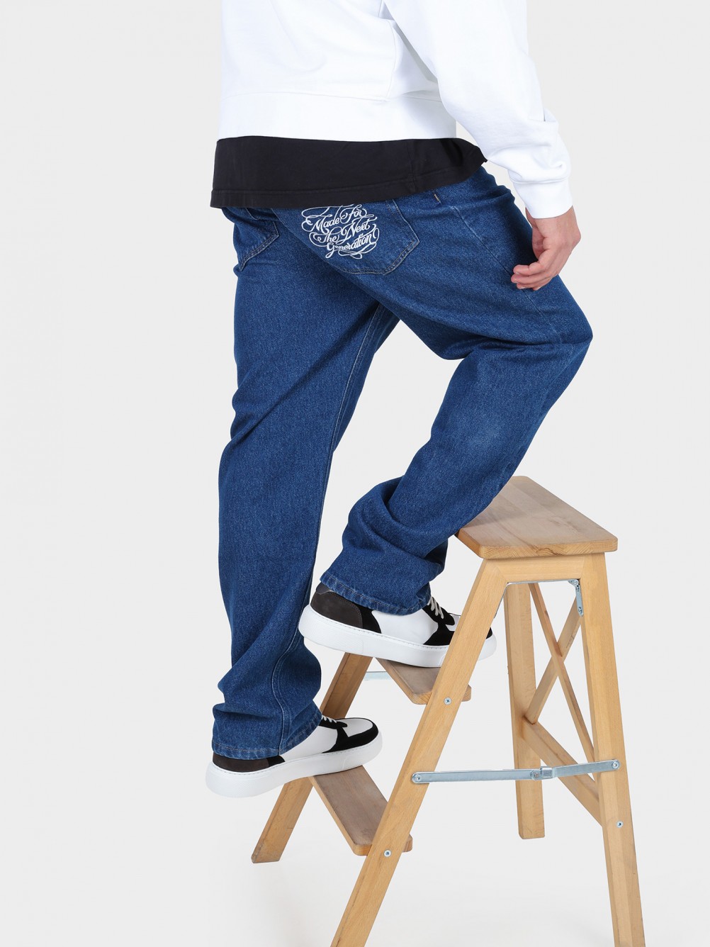 Vaqueros de corte loose fit