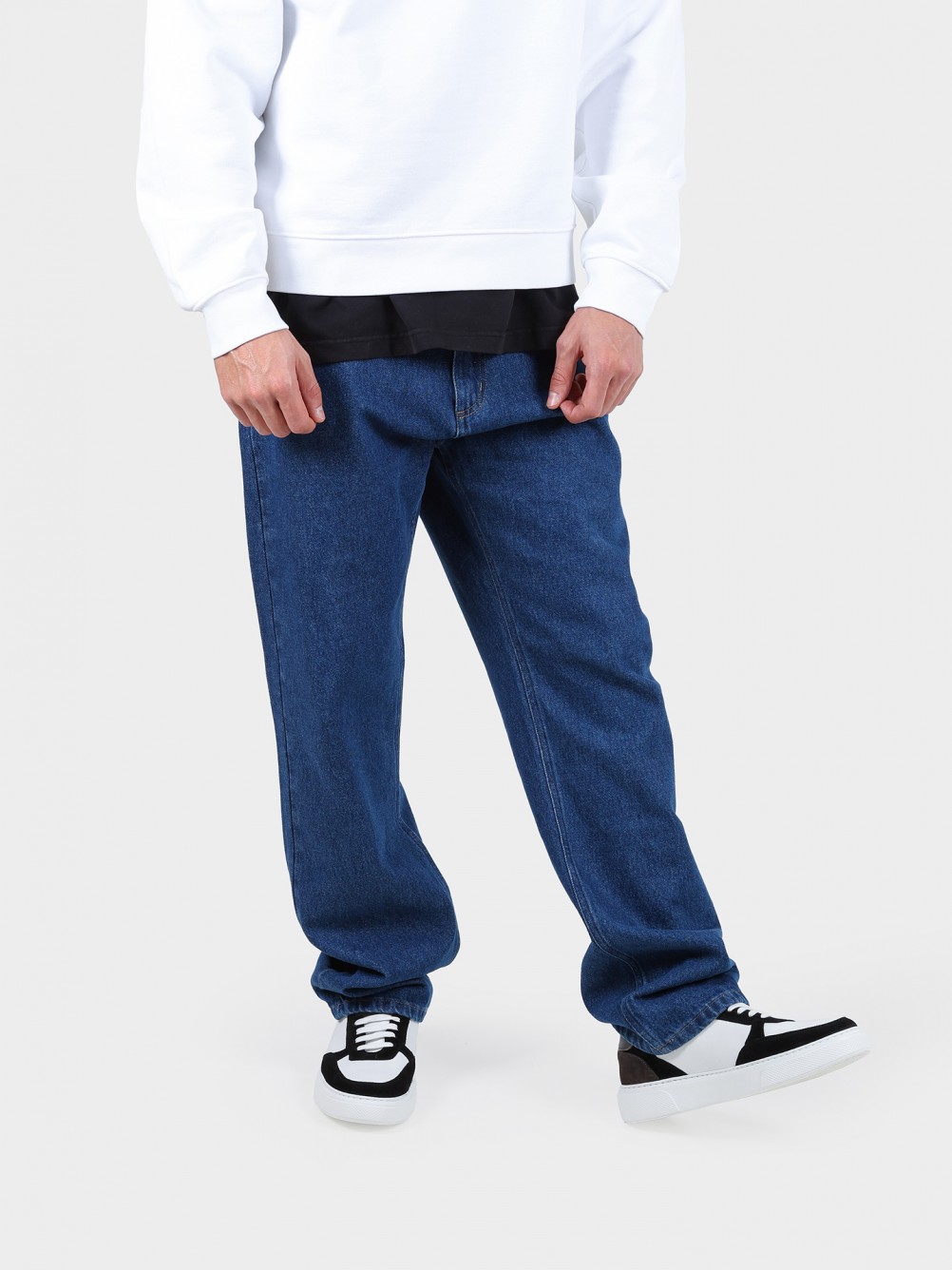 Vaqueros de corte loose fit