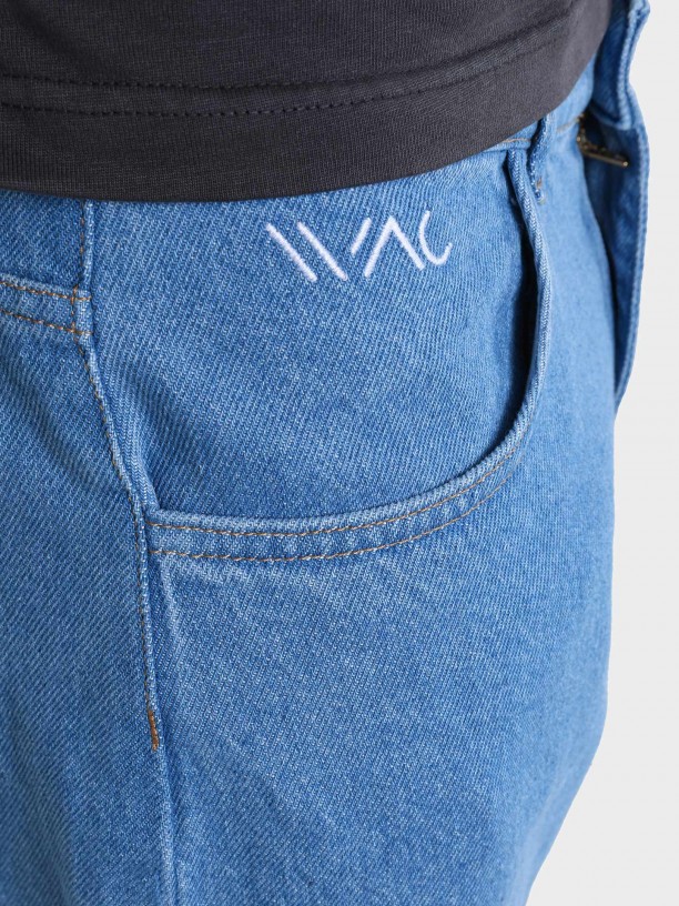 Vaqueros de corte loose fit