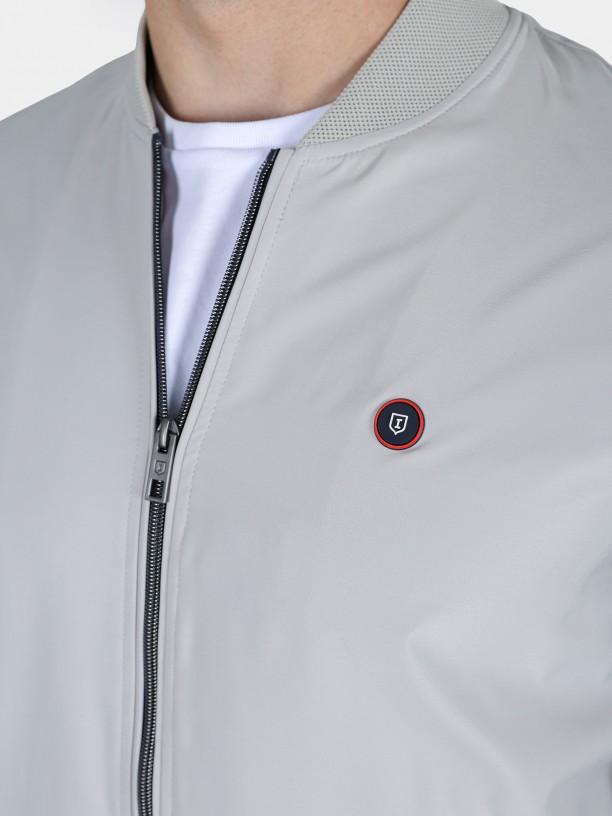 Lightweight technical jacket with contrasting lining