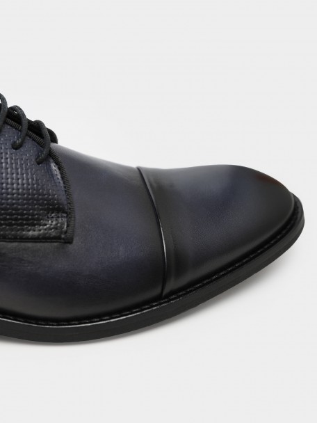 Leather shoes with pattern Leather shoes with pattern