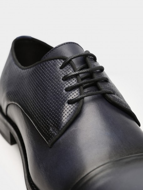 Leather shoes with pattern Leather shoes with pattern