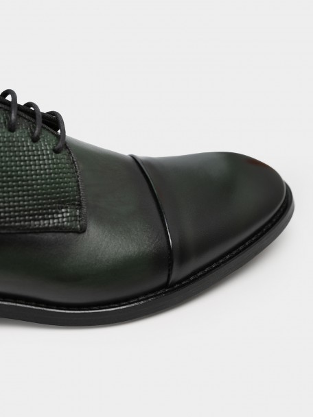 Leather shoes with pattern Leather shoes with pattern