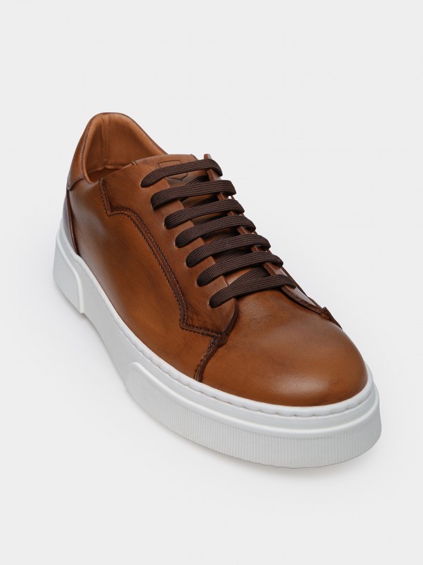 Polished leather sneakers