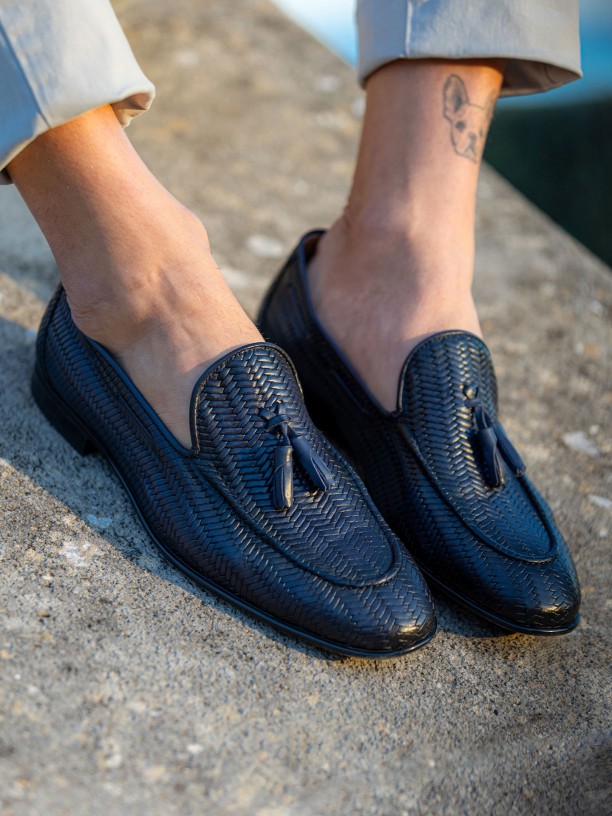 Mocassim de pele com berloque