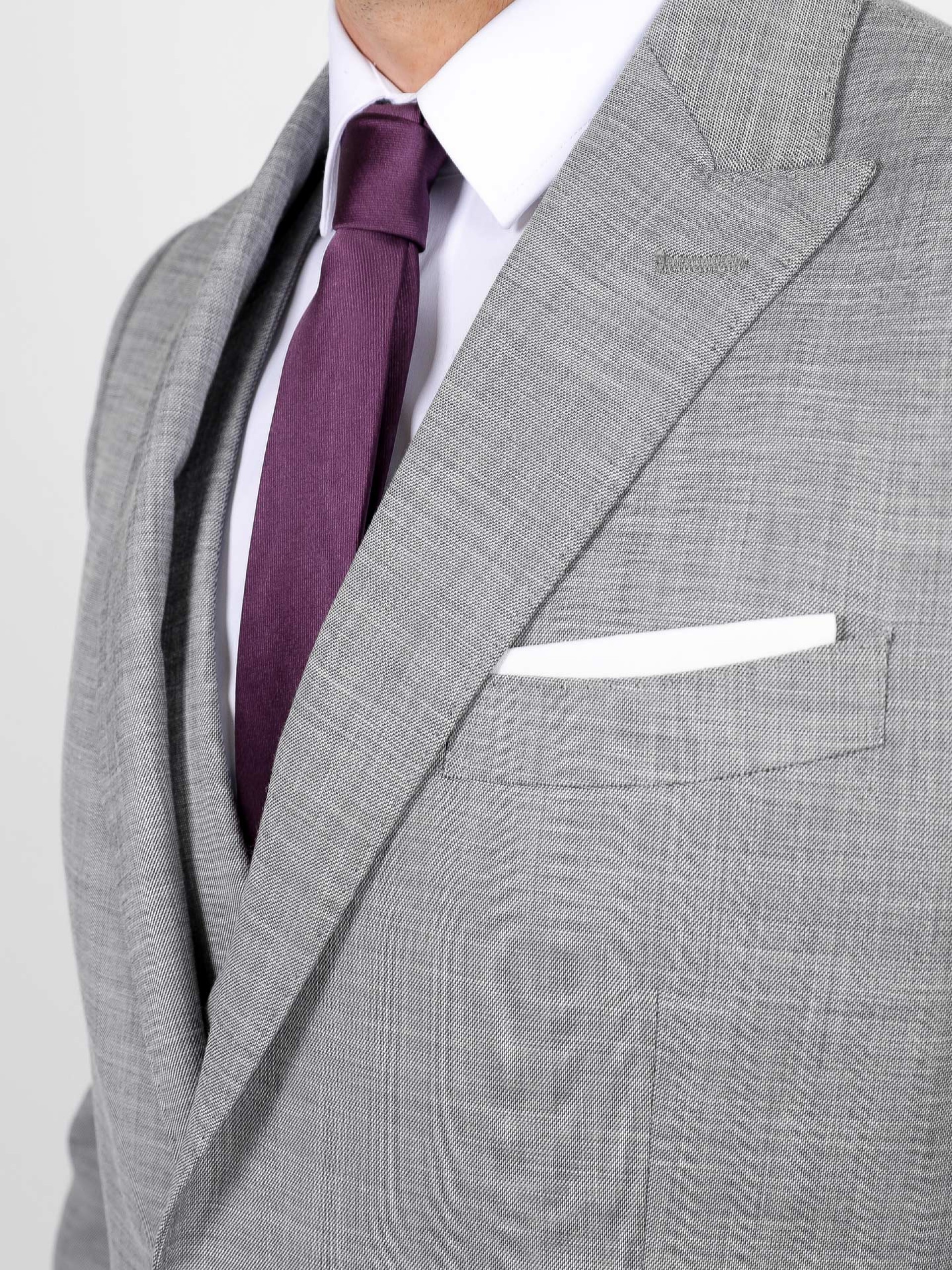 Slim fit plain suit with vest