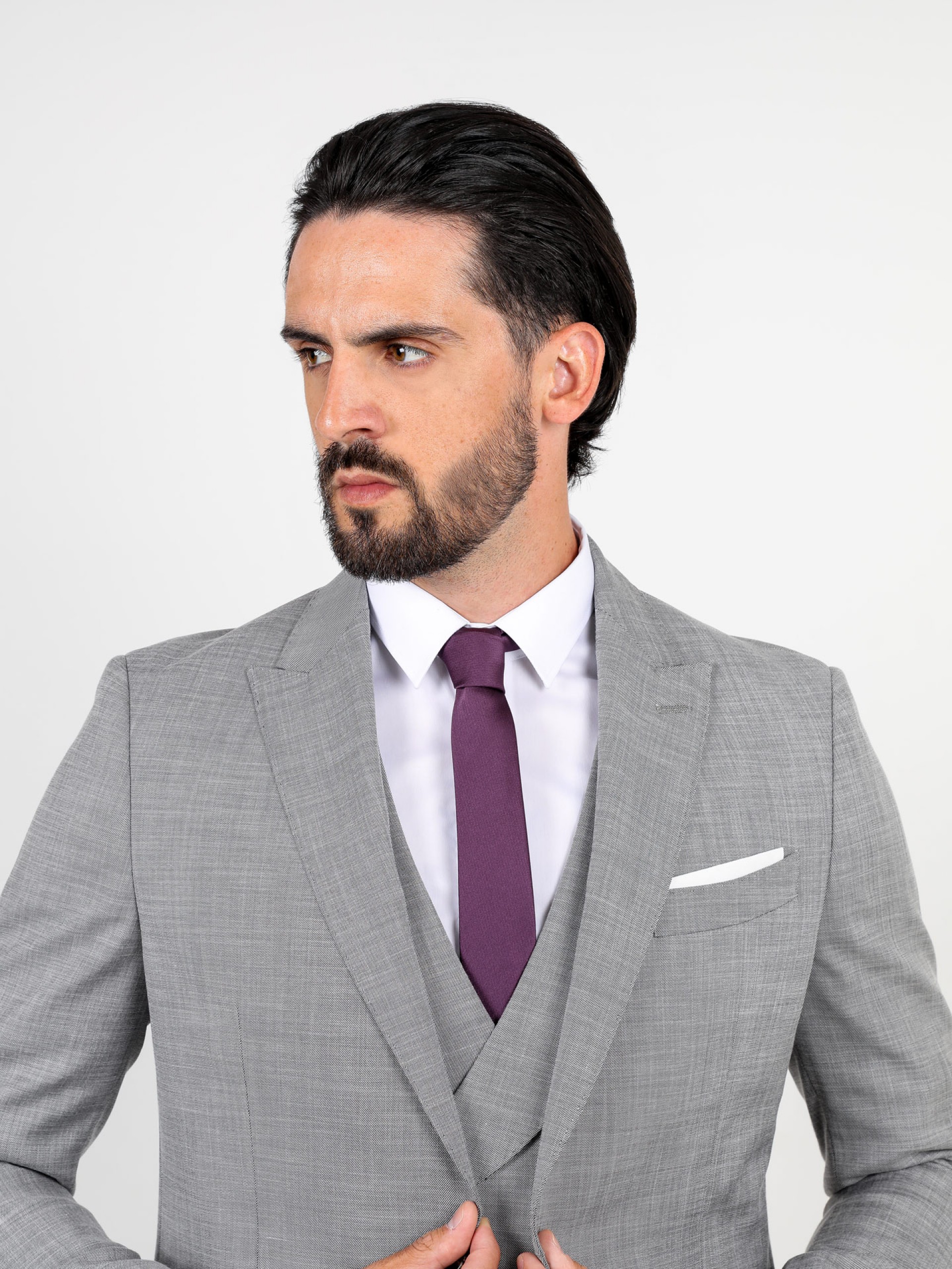 Slim fit plain suit with vest