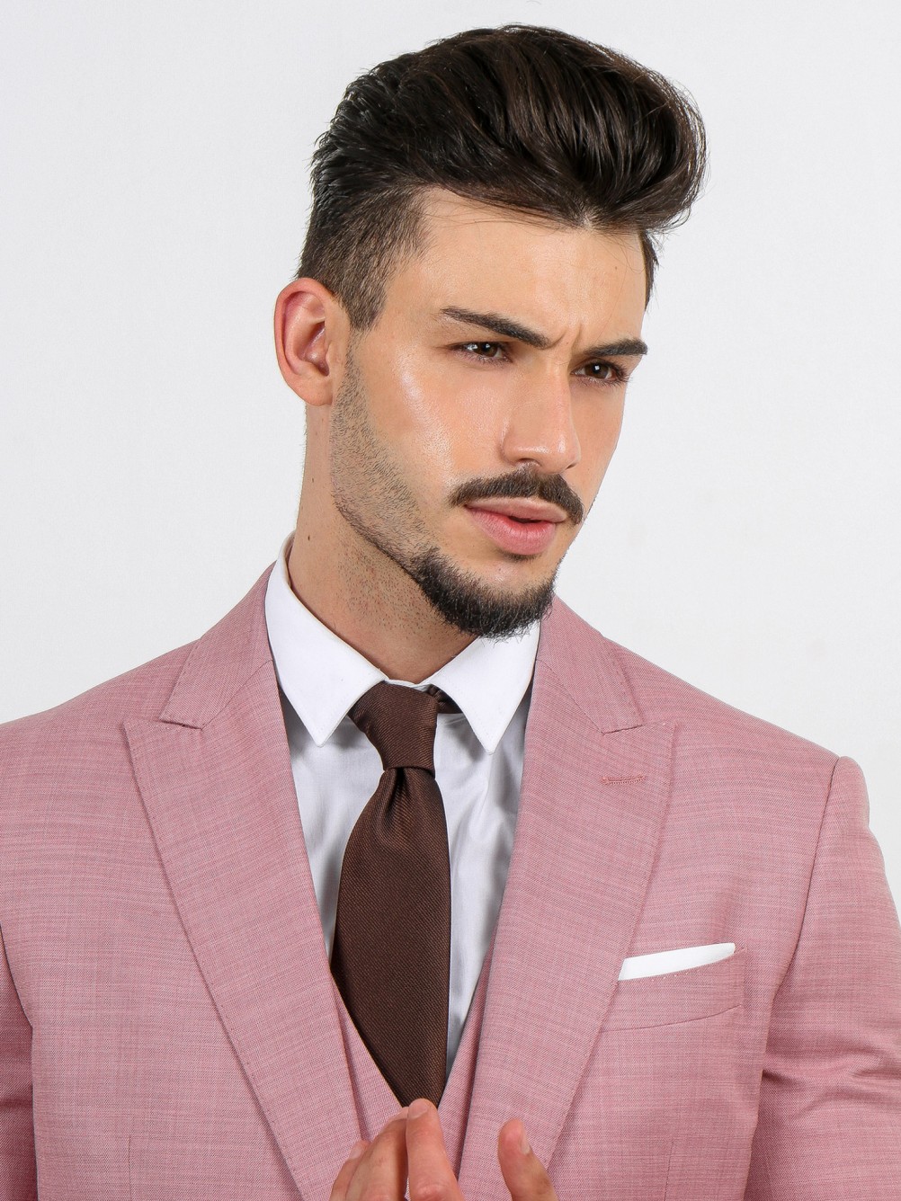 Traje liso slim fit con chaleco