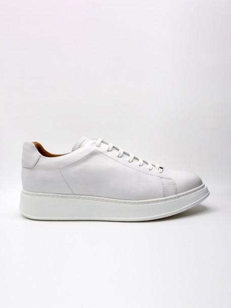 Polished leather sneakers