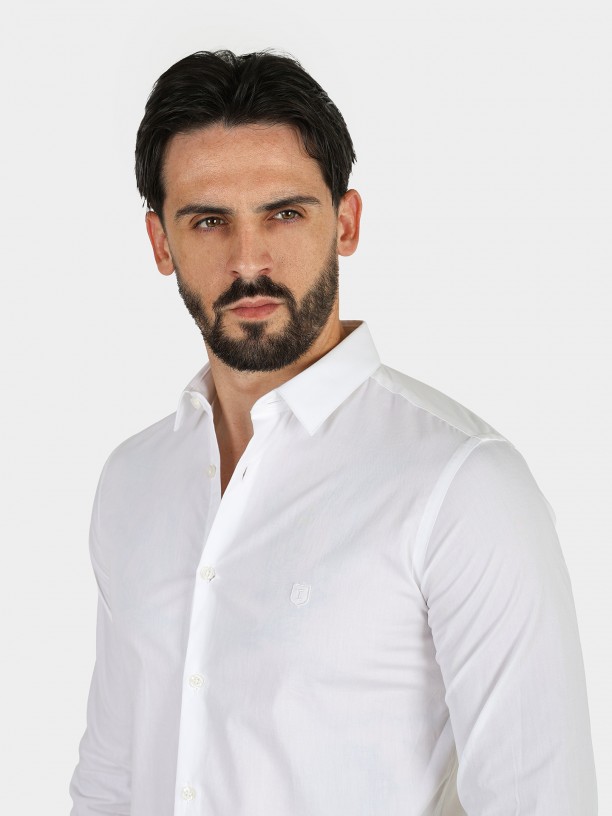 Slim fit classic shirt