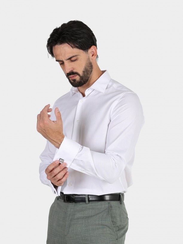 Classic regular fit shirt for cufflinks