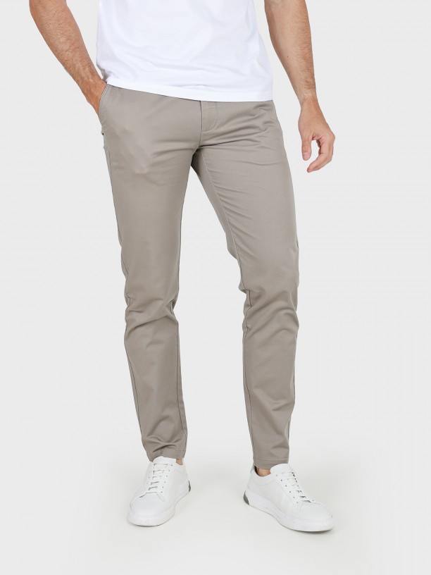 Pantalones chino slim fit