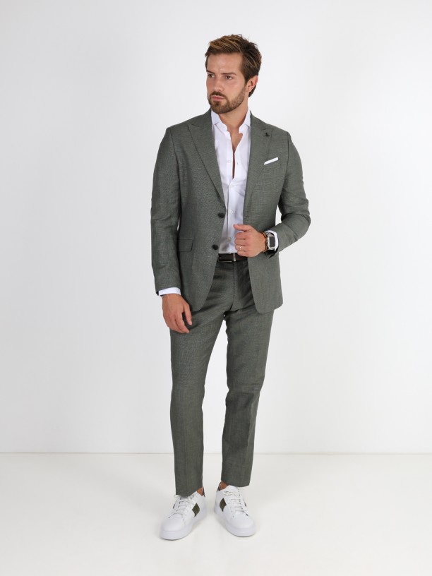 Structured linen suit